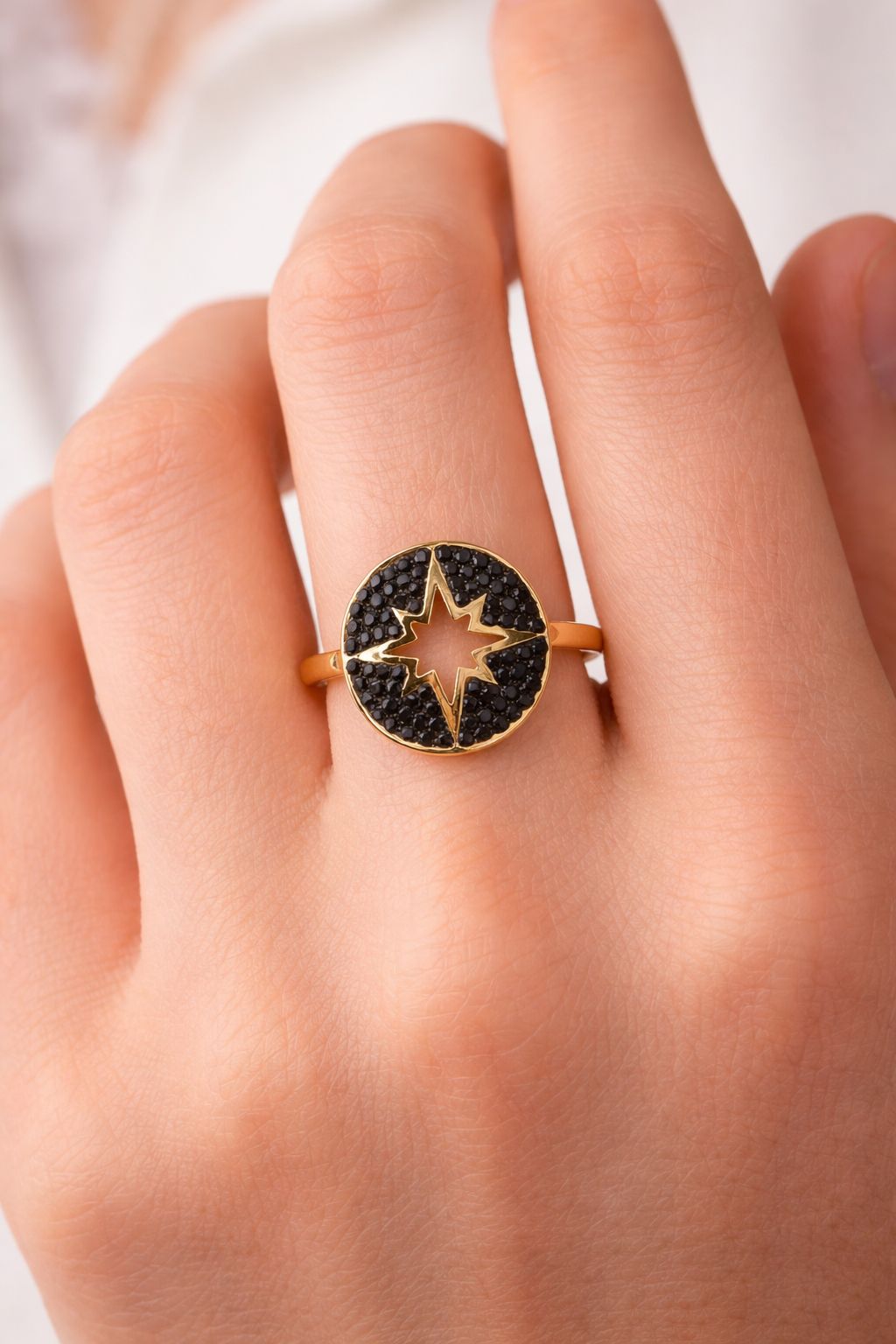 Bague Étoile Noire